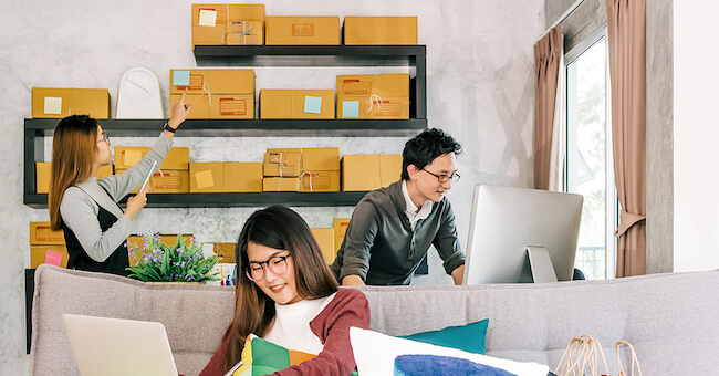 Why Storage Units Are Important For Online Retailers