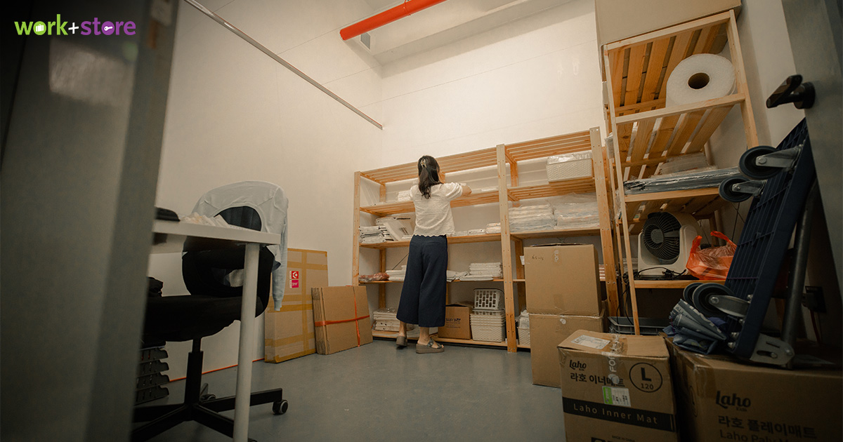 Storage unit being organized for efficiency